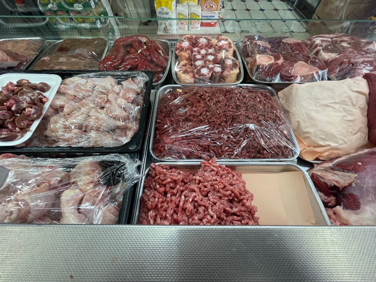 Meat & Poultry on the shelves at Alhayat, 85–87 Lupus Street, Pimlico (photo 2)