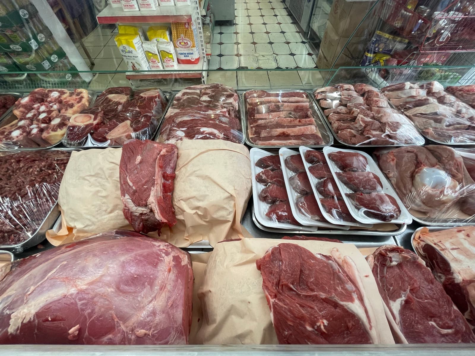 Meat & Poultry on the shelves at Alhayat, 85–87 Lupus Street, Pimlico (photo 3)
