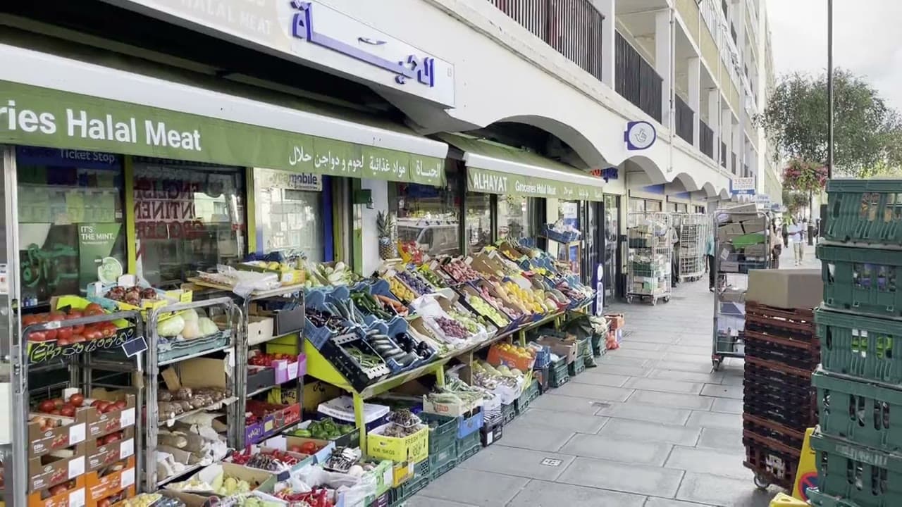 A walk along the Alhayat shopfront and up the aisles inside the shop